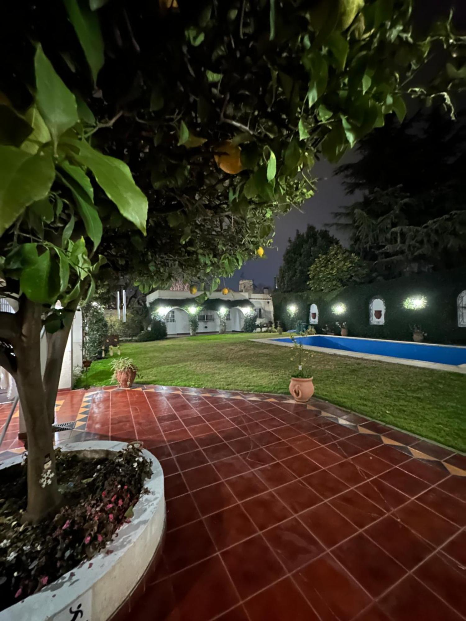 Lpr Express Eze Airport Hotel Monte Grande Kültér fotó