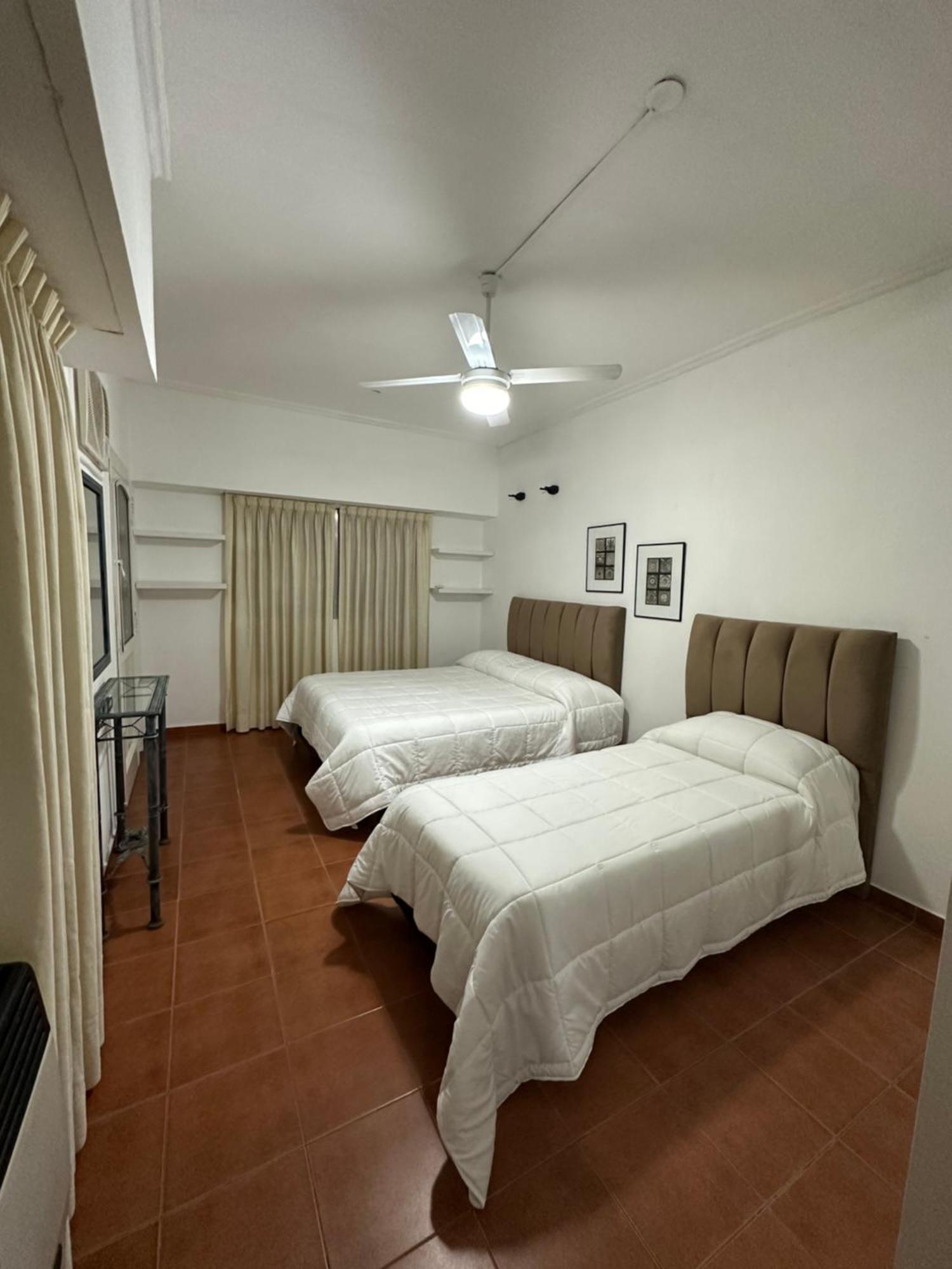 Lpr Express Eze Airport Hotel Monte Grande Kültér fotó