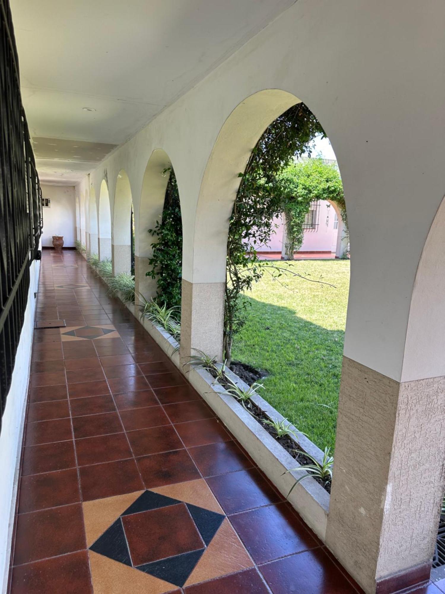 Lpr Express Eze Airport Hotel Monte Grande Kültér fotó